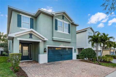 Casa en venta en Kissimmee, Florida, 8 dormitorios, 316.98 m2 № 1525487 - foto 3