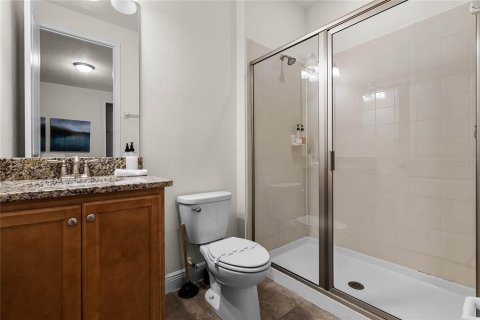 Casa en venta en Kissimmee, Florida, 8 dormitorios, 316.98 m2 № 1525487 - foto 19
