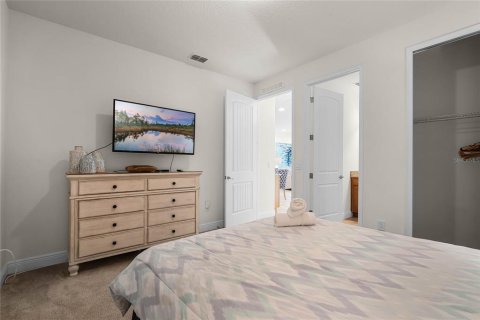 Casa en venta en Kissimmee, Florida, 8 dormitorios, 316.98 m2 № 1525487 - foto 30