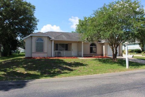 House in Ocala, Florida 2 bedrooms, 109.35 sq.m. № 1760438 - photo 2