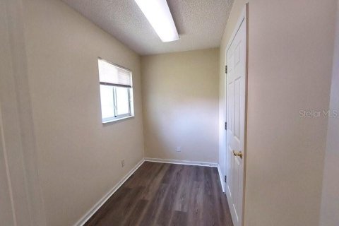 House in Ocala, Florida 2 bedrooms, 109.35 sq.m. № 1760438 - photo 7