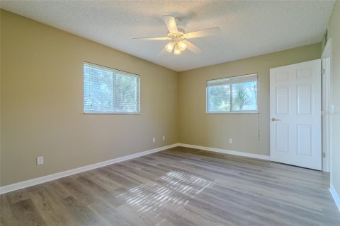 House in Ocala, Florida 2 bedrooms, 109.35 sq.m. № 1760438 - photo 26