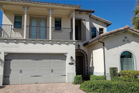 Villa ou maison à Pembroke Pines, Floride 4 chambres, 293.39 m2 № 2355590