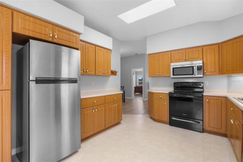 House in Leesburg, Florida 2 bedrooms, 123 sq.m. № 1791842 - photo 12