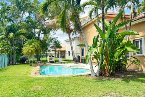 Купить виллу или дом в Хомстед, Флорида 5 спален, 331.38м2, № 2048850 - фото 5