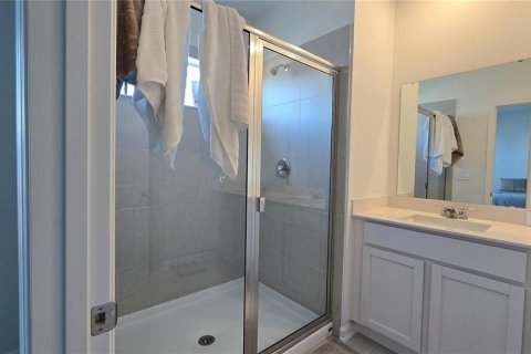 Touwnhouse à louer à Poinciana, Floride: 3 chambres, 176.51 m2 № 2387523 - photo 12
