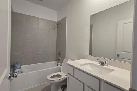 Touwnhouse à louer à Poinciana, Floride: 3 chambres, 176.51 m2 № 2387523 - photo 17