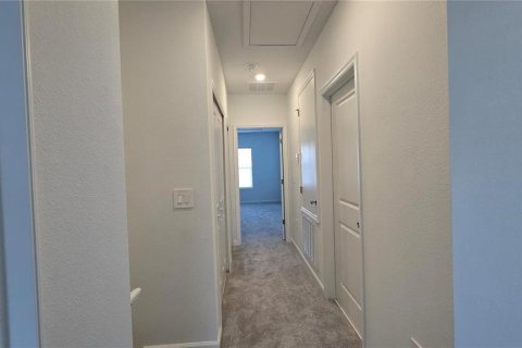 Touwnhouse à louer à Poinciana, Floride: 3 chambres, 176.51 m2 № 2387523 - photo 10