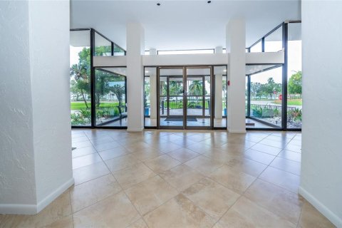 Condo in Sarasota, Florida, 2 bedrooms  № 1297307 - photo 18