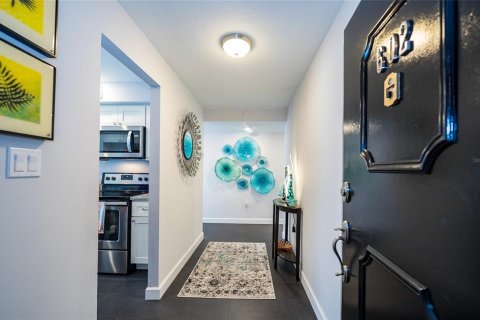 Condo in Sarasota, Florida, 2 bedrooms  № 1297307 - photo 22