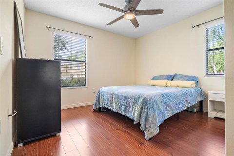 Condo in Saint Petersburg, Florida, 2 bedrooms  № 1909238 - photo 11