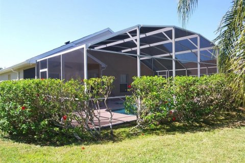 Villa ou maison à vendre à Kissimmee, Floride: 3 chambres, 146.88 m2 № 2287373 - photo 15