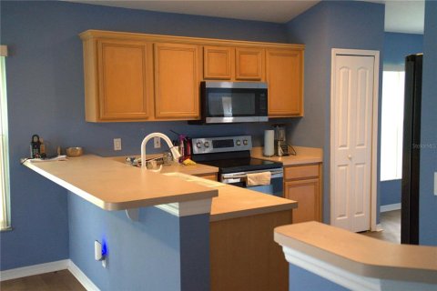 Villa ou maison à vendre à Kissimmee, Floride: 3 chambres, 146.88 m2 № 2287373 - photo 4