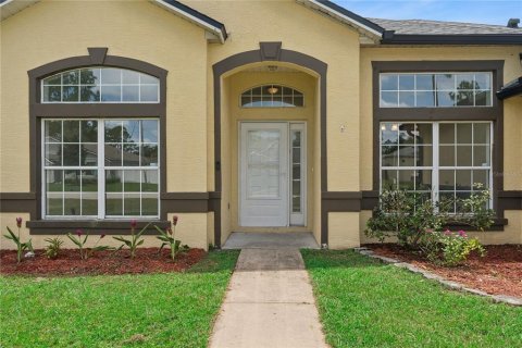 Villa ou maison à vendre à Palm Coast, Floride: 3 chambres, 191.84 m2 № 2277810 - photo 4