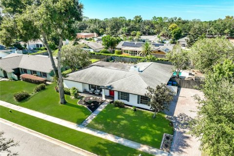 Villa ou maison à vendre à Maitland, Floride: 4 chambres, 268.12 m2 № 2395594 - photo 2