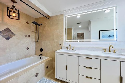 Villa ou maison à vendre à Maitland, Floride: 4 chambres, 268.12 m2 № 2395594 - photo 24