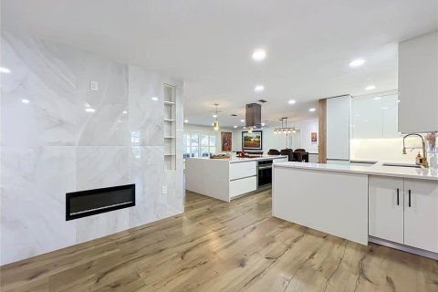 Villa ou maison à vendre à Maitland, Floride: 4 chambres, 268.12 m2 № 2395594 - photo 18