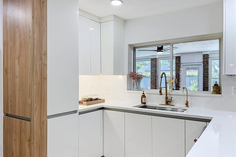 Villa ou maison à vendre à Maitland, Floride: 4 chambres, 268.12 m2 № 2395594 - photo 16