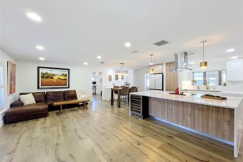 Villa ou maison à vendre à Maitland, Floride: 4 chambres, 268.12 m2 № 2395594 - photo 7