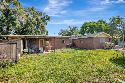 House in Tampa, Florida 3 bedrooms, 130.62 sq.m. № 1869240 - photo 23