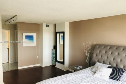 Copropriété à vendre à Aventura, Floride: 1 chambre, 82.4 m2 № 1825855 - photo 11