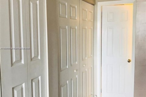 Copropriété à vendre à Aventura, Floride: 1 chambre, 82.4 m2 № 1825855 - photo 10