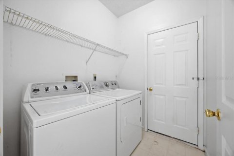 Casa en venta en Clermont, Florida, 4 dormitorios, 175.49 m2 № 2145395 - foto 11