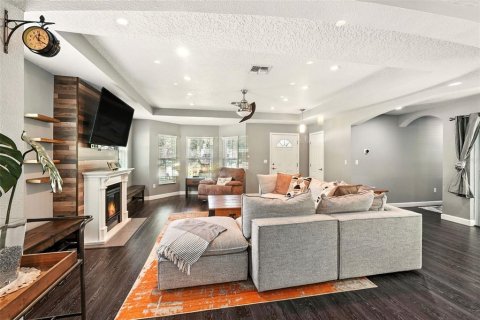 House in Winter Garden, Florida 3 bedrooms, 206.71 sq.m. № 1852496 - photo 7