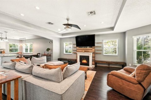 House in Winter Garden, Florida 3 bedrooms, 206.71 sq.m. № 1852496 - photo 4