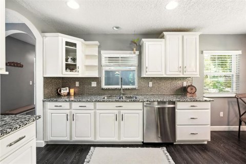 House in Winter Garden, Florida 3 bedrooms, 206.71 sq.m. № 1852496 - photo 14