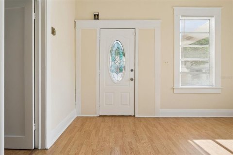 House in Tampa, Florida 3 bedrooms, 110.37 sq.m. № 2237734 - photo 6
