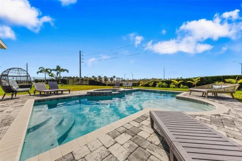 Casa en venta en Kissimmee, Florida, 5 dormitorios, 239.13 m2 № 2384075 - foto 30
