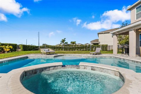 Casa en venta en Kissimmee, Florida, 5 dormitorios, 239.13 m2 № 2384075 - foto 25