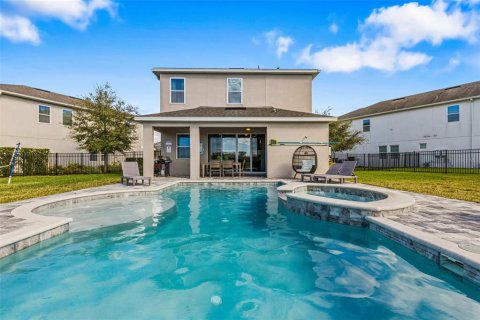 Casa en venta en Kissimmee, Florida, 5 dormitorios, 239.13 m2 № 2384075 - foto 27