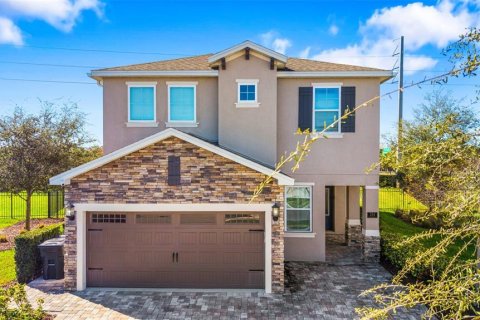 Casa en Kissimmee, Florida 5 dormitorios, 239.13 m2 № 2384075