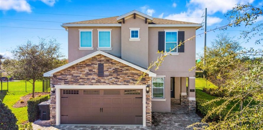 Casa en Kissimmee, Florida 5 dormitorios, 239.13 m2 № 2384075