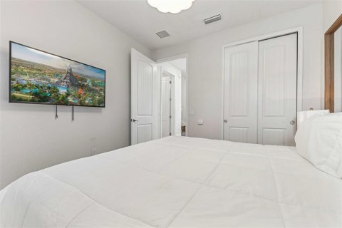 Casa en venta en Kissimmee, Florida, 5 dormitorios, 239.13 m2 № 2384075 - foto 17