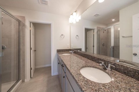 Touwnhouse à vendre à Windermere, Floride: 3 chambres, 143.72 m2 № 2302444 - photo 15