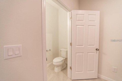 Touwnhouse à vendre à Windermere, Floride: 3 chambres, 143.72 m2 № 2302444 - photo 10