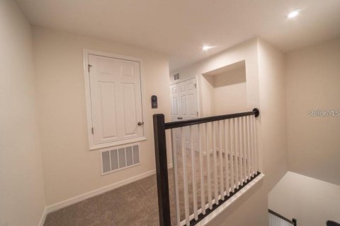 Touwnhouse à vendre à Windermere, Floride: 3 chambres, 143.72 m2 № 2302444 - photo 12