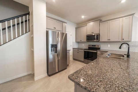 Touwnhouse à vendre à Windermere, Floride: 3 chambres, 143.72 m2 № 2302444 - photo 8