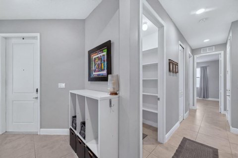 Villa ou maison à vendre à Deerfield Beach, Floride: 4 chambres, 202.43 m2 № 2433959 - photo 6
