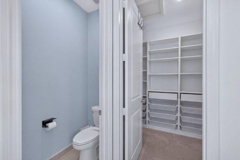 Villa ou maison à vendre à Deerfield Beach, Floride: 4 chambres, 202.43 m2 № 2433959 - photo 24