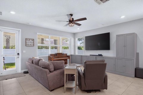 Villa ou maison à vendre à Deerfield Beach, Floride: 4 chambres, 202.43 m2 № 2433959 - photo 16