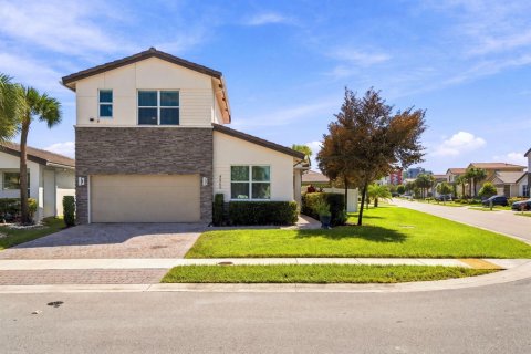 Villa ou maison à vendre à Deerfield Beach, Floride: 4 chambres, 202.43 m2 № 2433959 - photo 3