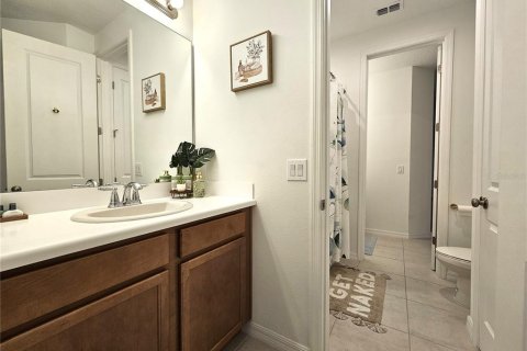 Casa en venta en Kissimmee, Florida, 5 dormitorios, 381.74 m2 № 1900139 - foto 30