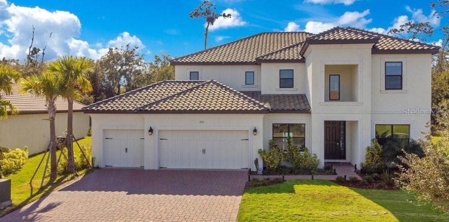 Casa en Kissimmee, Florida 5 dormitorios, 381.74 m2 № 1900139