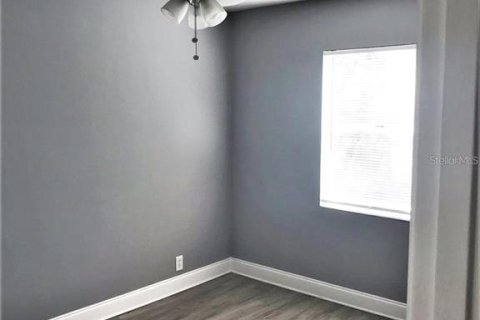Casa en alquiler en Tampa, Florida, 3 dormitorios, 130.06 m2 № 1821032 - foto 4