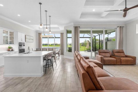 Villa ou maison à vendre à Port St. Lucie, Floride: 4 chambres, 247.31 m2 № 2350712 - photo 5