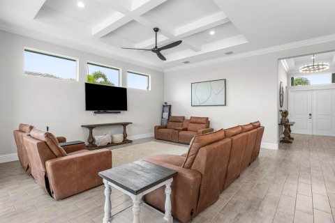 Villa ou maison à vendre à Port St. Lucie, Floride: 4 chambres, 247.31 m2 № 2350712 - photo 6